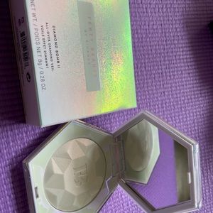 Fenty hilighter diamond bomb ii